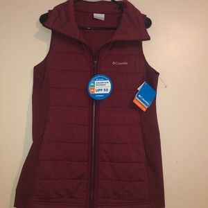 Columbia place to place vest. Size medium. New